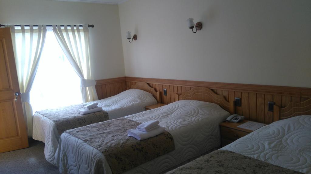 Hostal Loreto Belen Puerto Natales Exterior photo